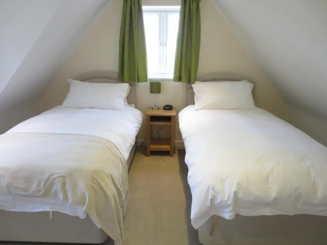 Oxford Apartments 2