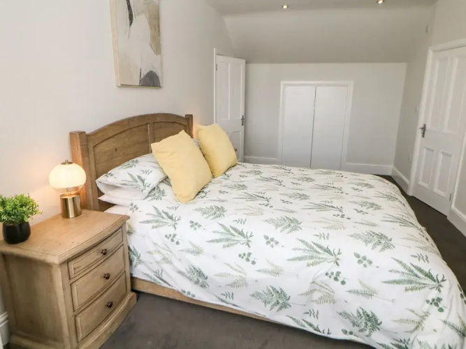 Sunshine Apartment