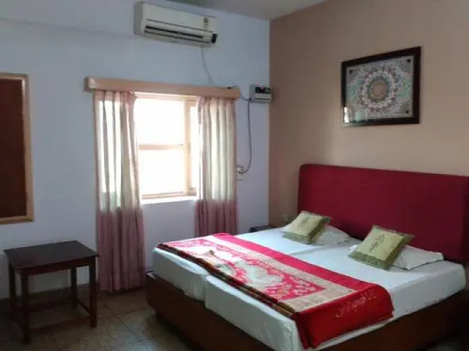 Hotel Ajaya By Sr Hotels
