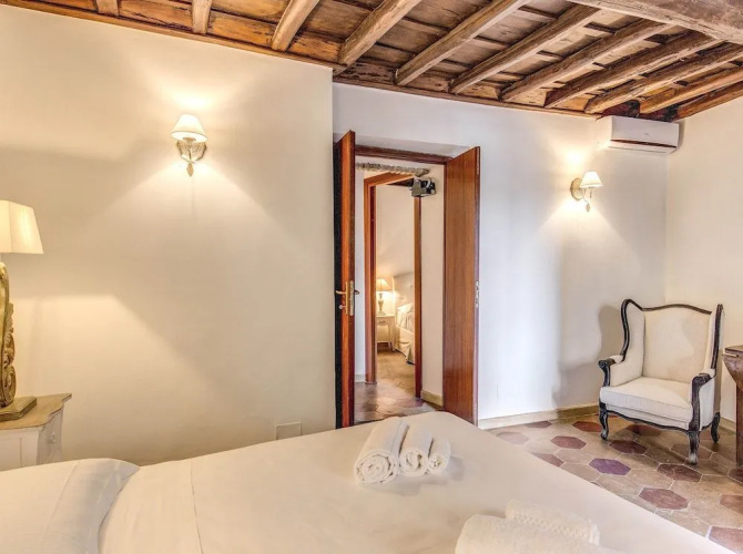 HI Navona apartment