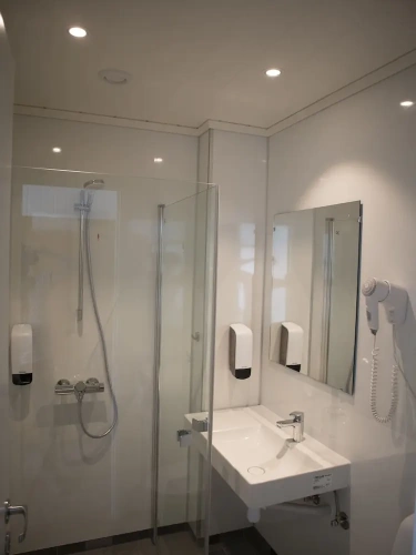 Standard Triple room with balcony