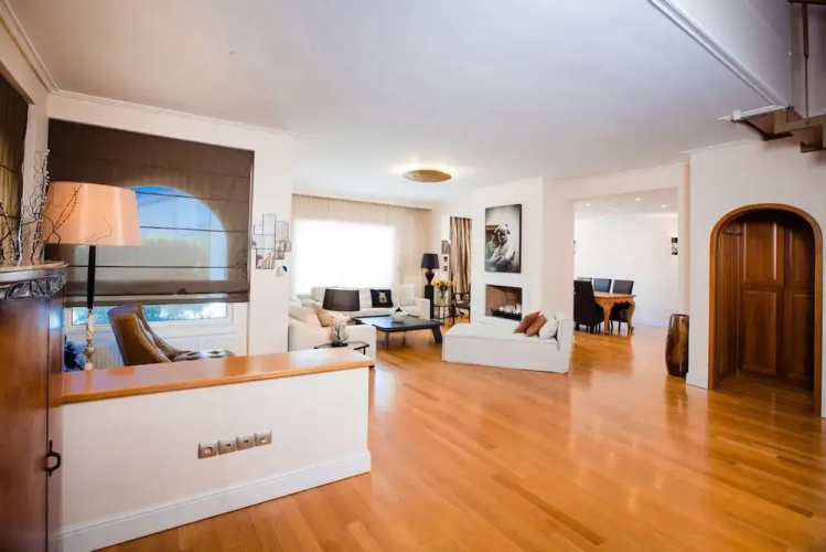 South Blue Tranquil Villa