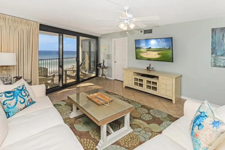 Beachside One 4065