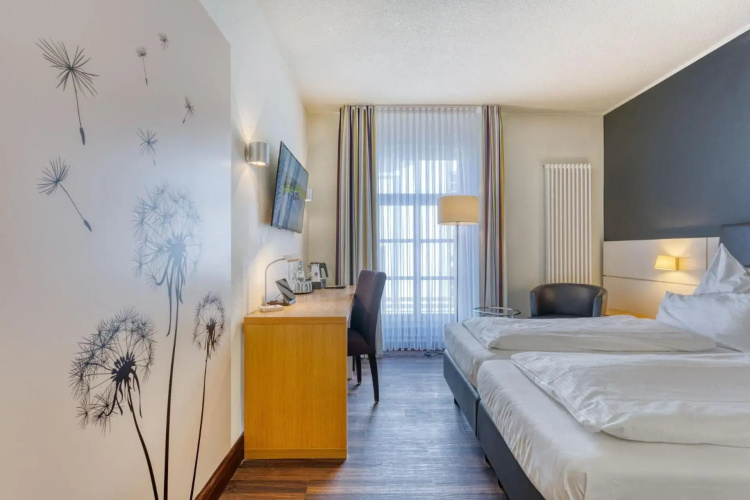 Inselhotel König