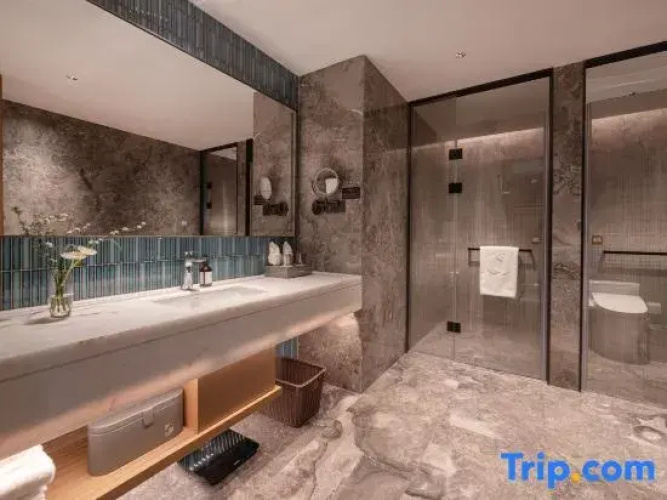 Leezy Hotel