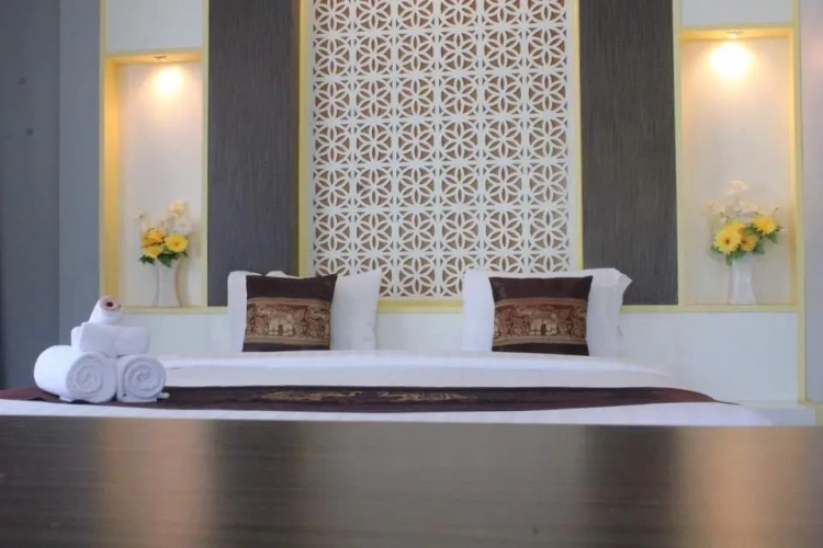1 Bedroom Double Suite with river view