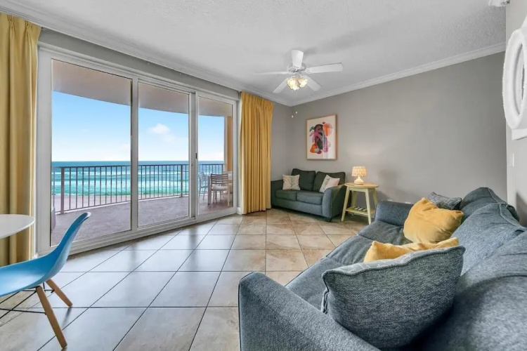 Twin Palms 603