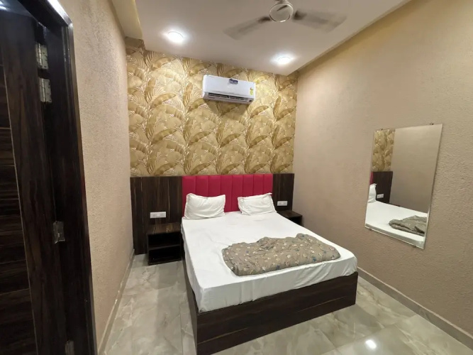 Hotel KR 5Mins Walk From Golden Temple