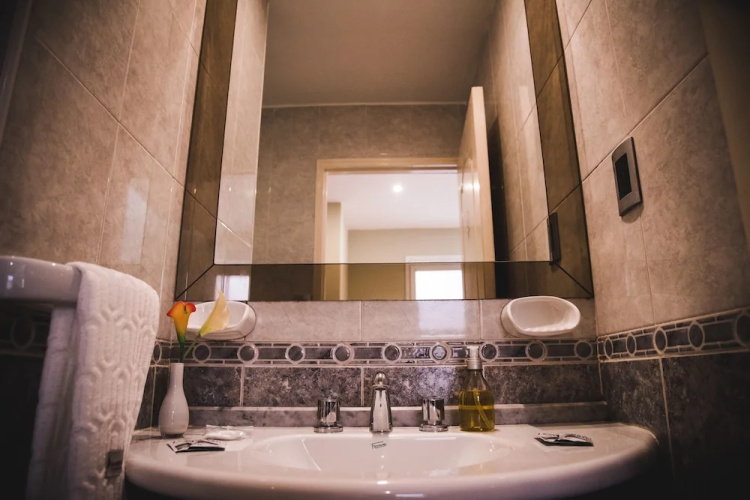 San Rafael Group Hotel