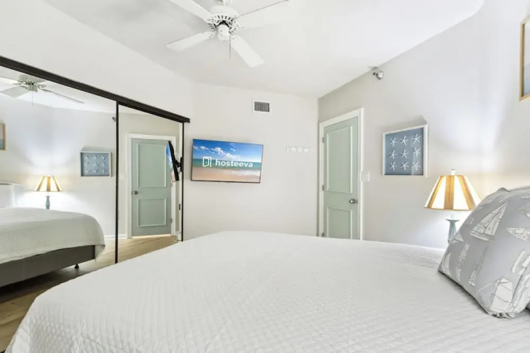 Windward Pointe 1502