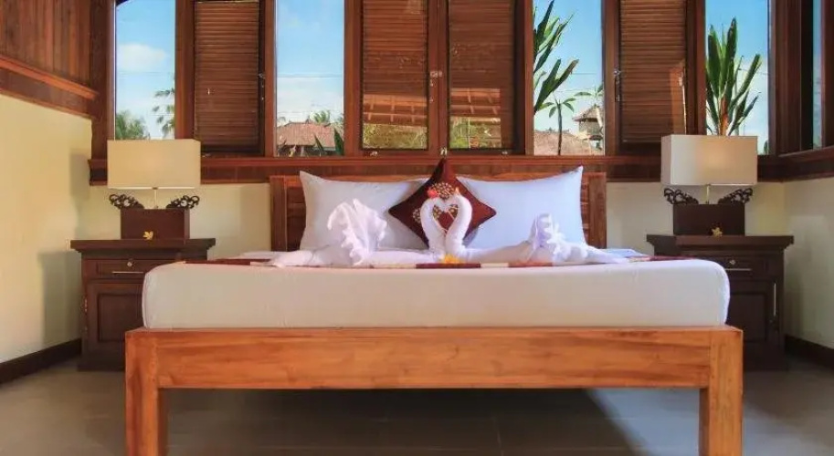 Nur Guest House