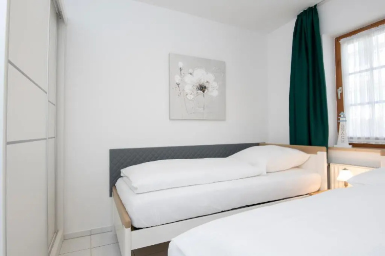 Alte Bergstrasse 6, Wohnung 2