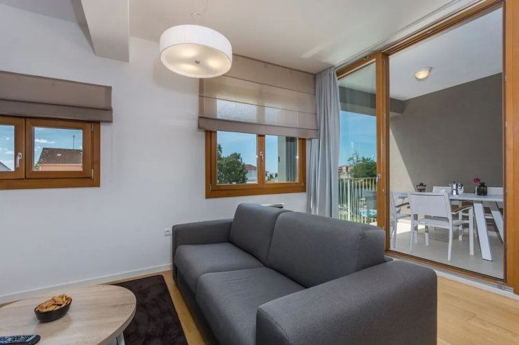 Maj Premium Residence