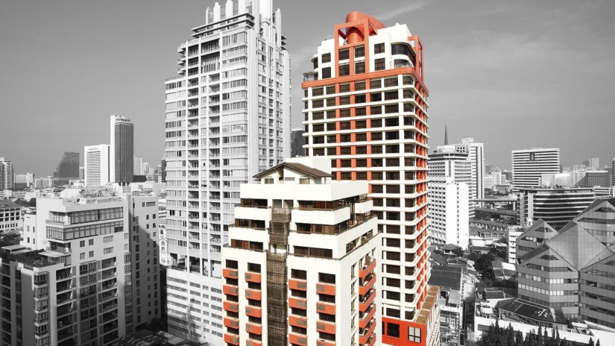 Bandara Suites Silom