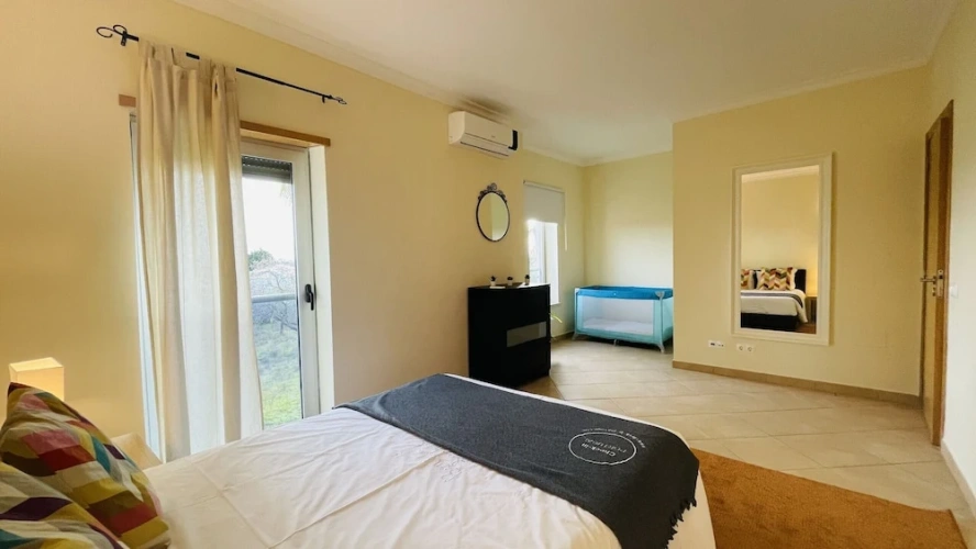 3 Bedrooms Cottage with balcony and with pool view