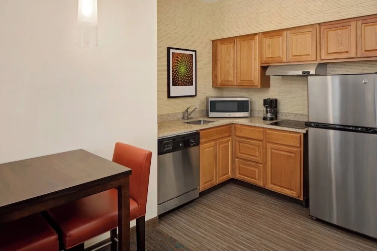 1 Bedroom Suite