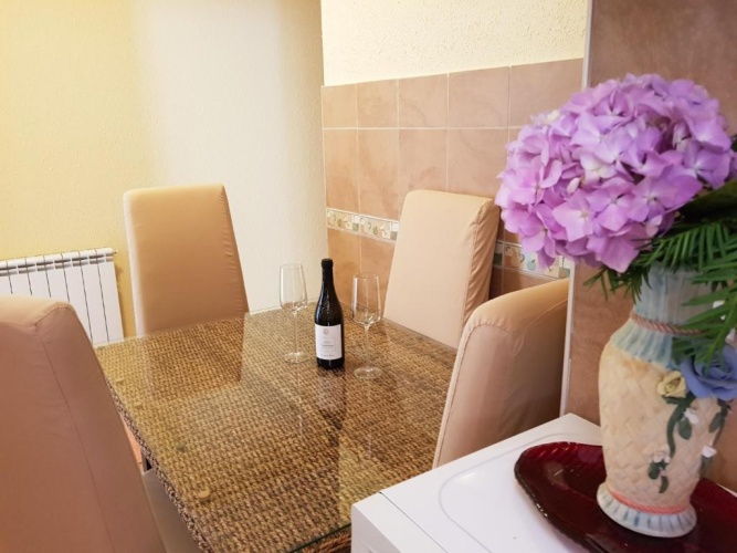 1 Bedroom Apartment with balcony
