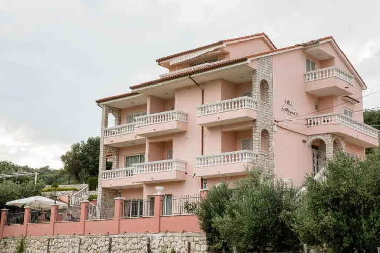 Deluxe Double room with balcony and with sea view