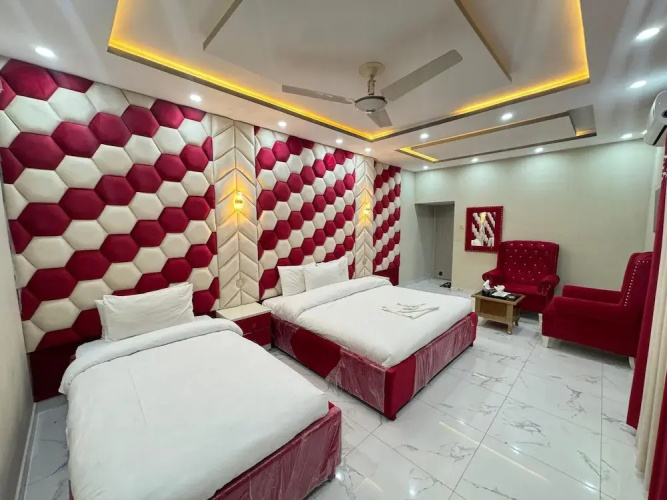 Serene Inn F10