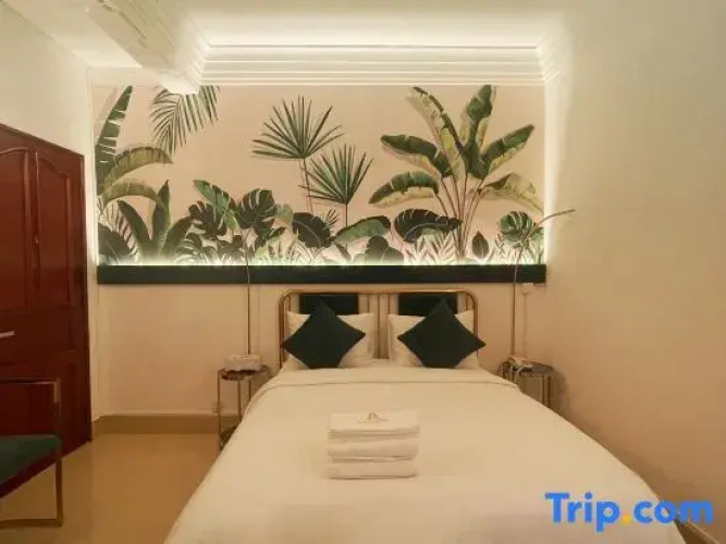 WISELY Hotel
