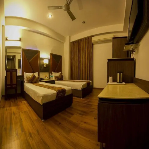 Harjas Palace