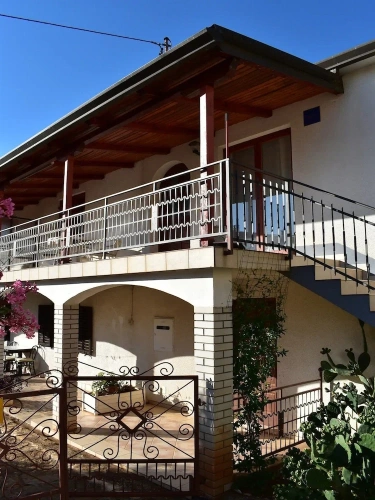 3 Bedrooms Apartment with balcony