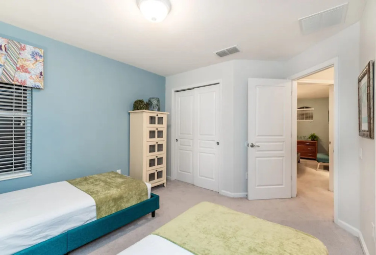 Spacious Home W/private Pool/spa & Free Waterpark!