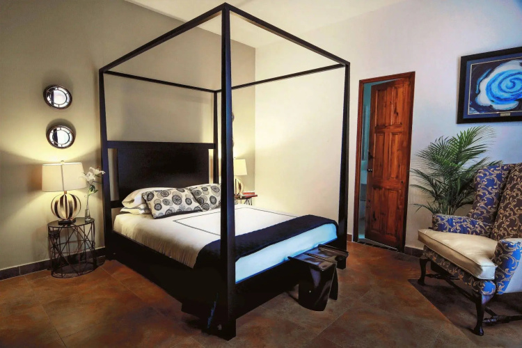 La Isabela Suites