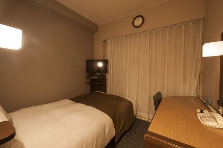 Shinsaibashi ARTY Inn