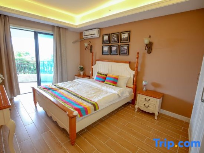 2 Bedrooms Double Suite with garden view