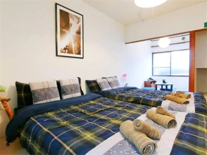 2 Bedrooms Apartment