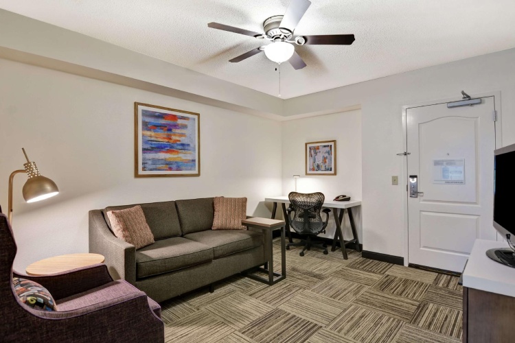 1 Bedroom Quadruple Suite