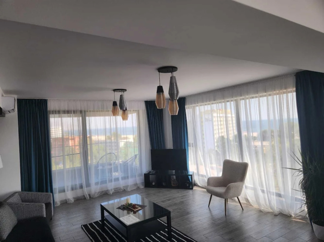 Diamond View Apartments