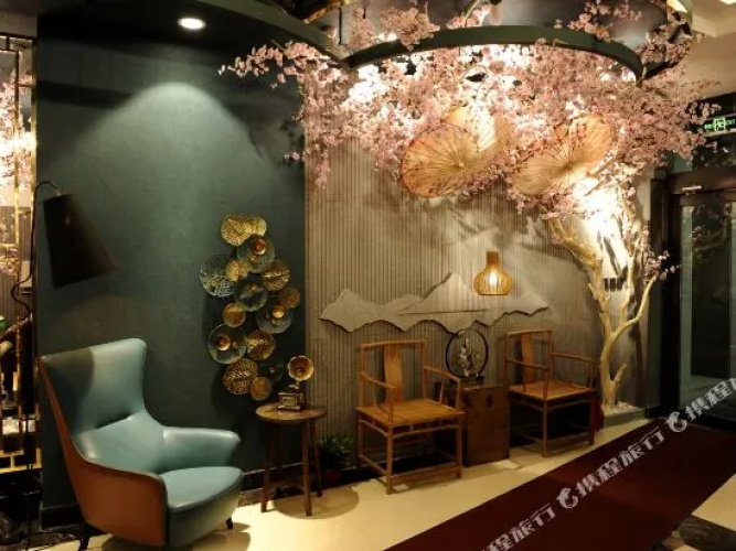 Yazun Hotel
