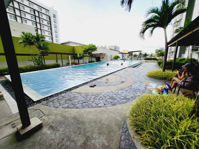 Steff's Condo 815 at CENTRIO Tower Deluxe Unit