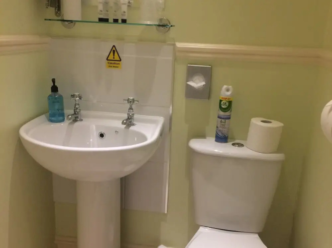 Athol Guest House