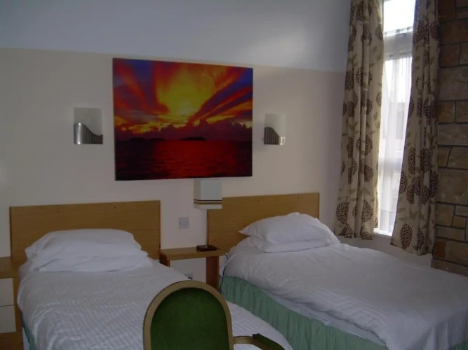 Standard Twin room