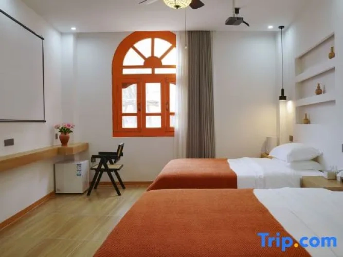 Standard Double room with view