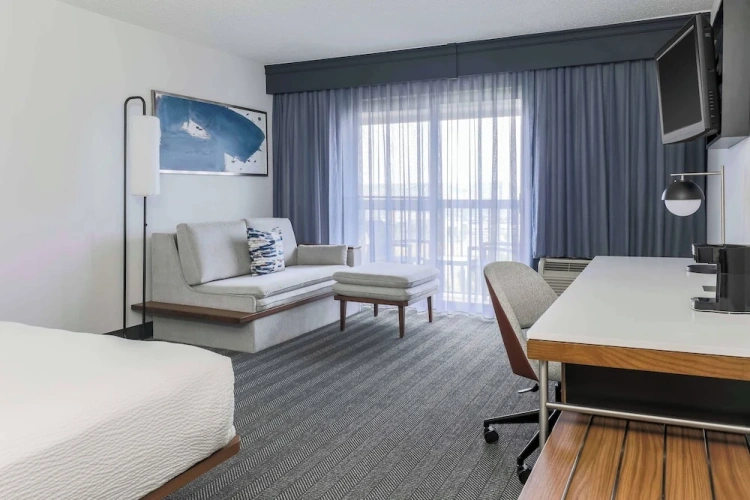 Standard Double room with balcony
