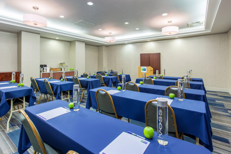 Holiday Inn Express Hauppauge-Long Island photo 25