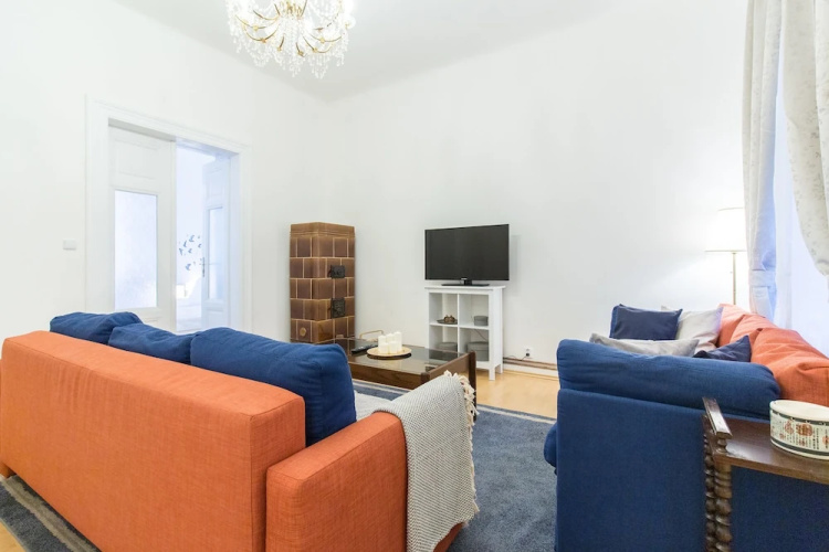 Bright And Spacious By Easybnb