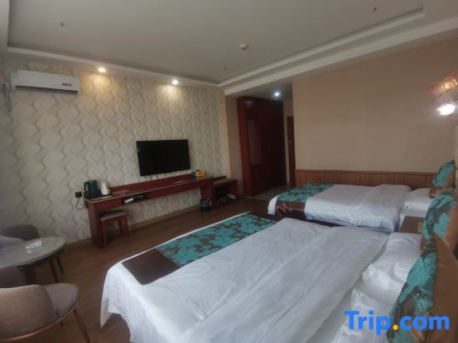 Deluxe Family room