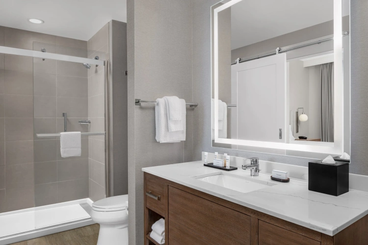 Double Suite