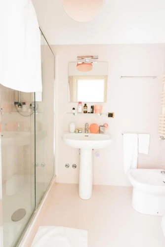 2 Bedrooms Apartment with balcony