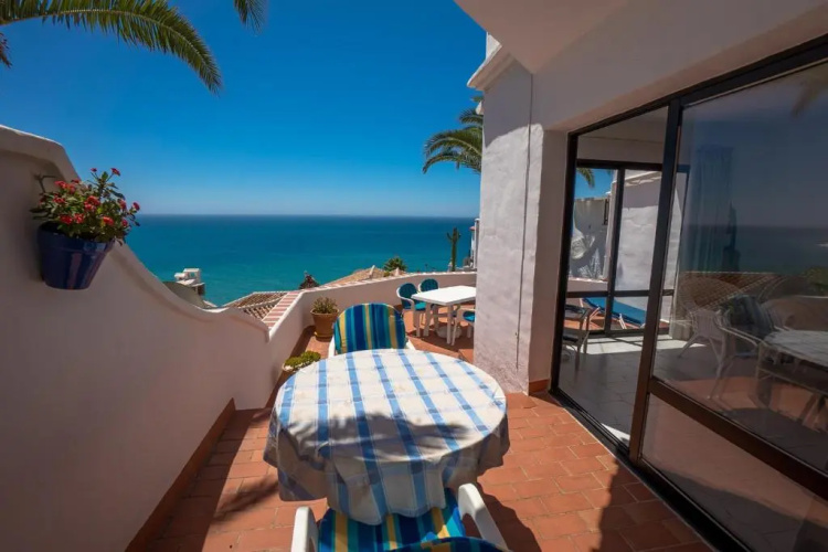 Ladera Panorama 22