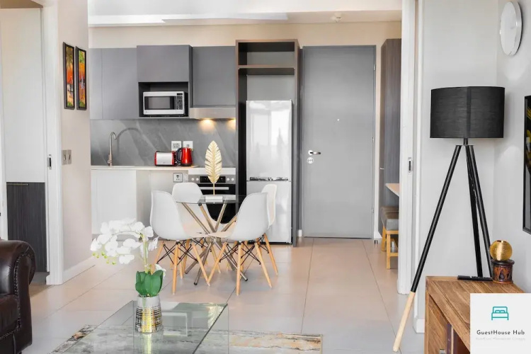 Menlyn Residence Luxury 2 Bed Apartment