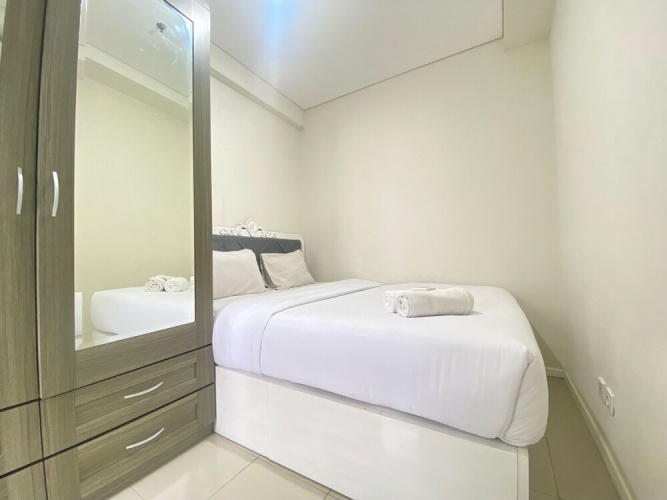 Spacious 2Br Apartment At Parahyangan Residence