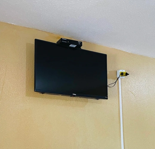 1 Bedroom Classic Basement room