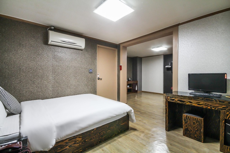 Luxury room