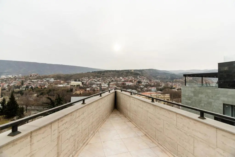Modern Avlabari in Old Town
